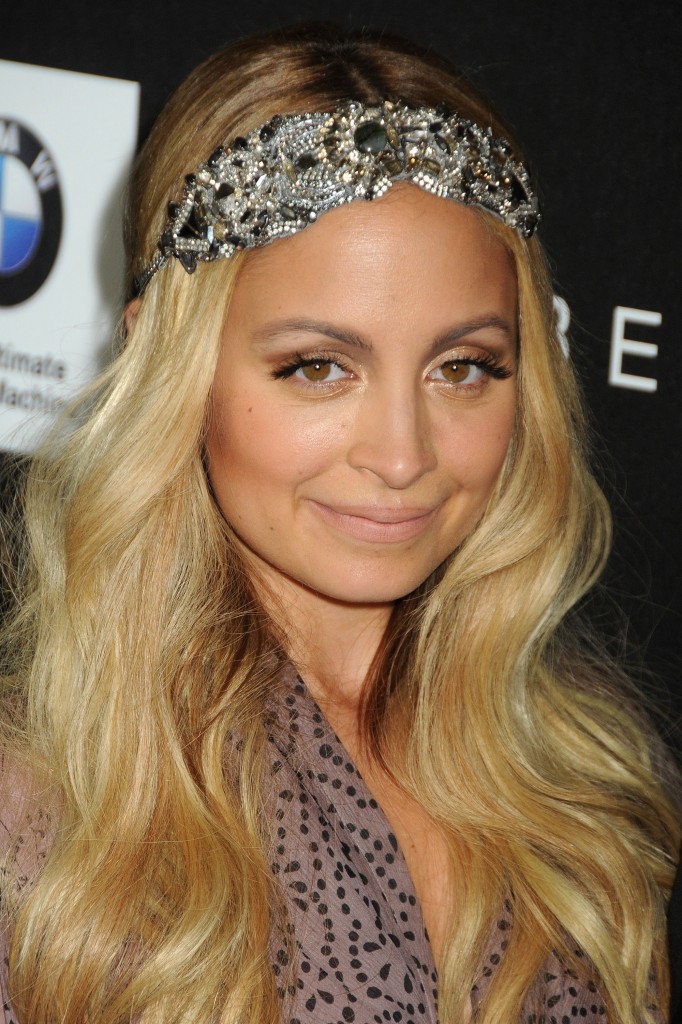 Nicole Richie 6 Chic Weekend Getaway Hair Ideas